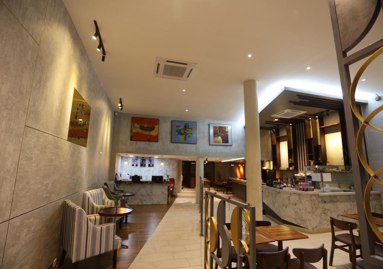 The Quay Boutique Hotel Phnom Penh Zewnętrze zdjęcie